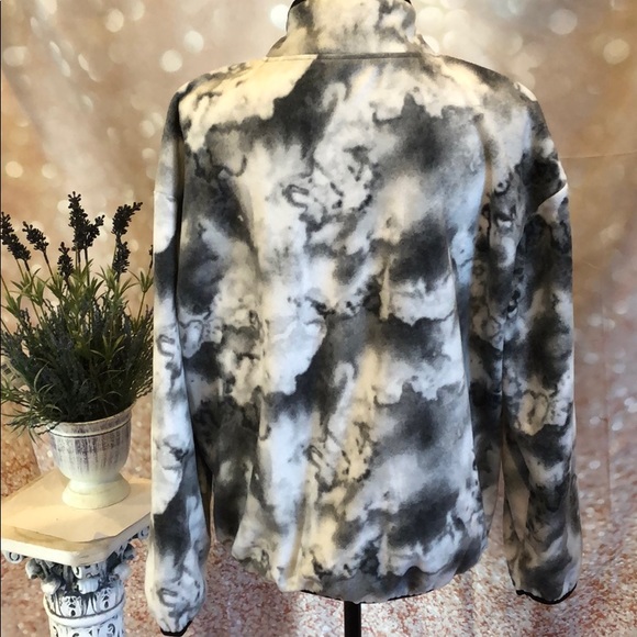 NET 💋Camouflage fleece top - Picture 2 of 3